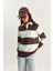 Kadın Polo Yaka Nakışlı Çizgili Sweatshirt 3