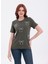 Fiyonk Desenli Inci Işlemeli Normal Kalıp Haki Basic T-Shirt 4