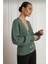 Kadın Yeşil Incili Triko Hırka – V Yaka, Çift Sıra Inci Düğmeli, Rahat Kalıp 1