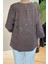 Kolye Detaylı Desenli Bluz 31532 Kahve 4