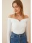 Büzgülü Yaka Crop Örme Bluz Gt LAH0002 Beyaz 1