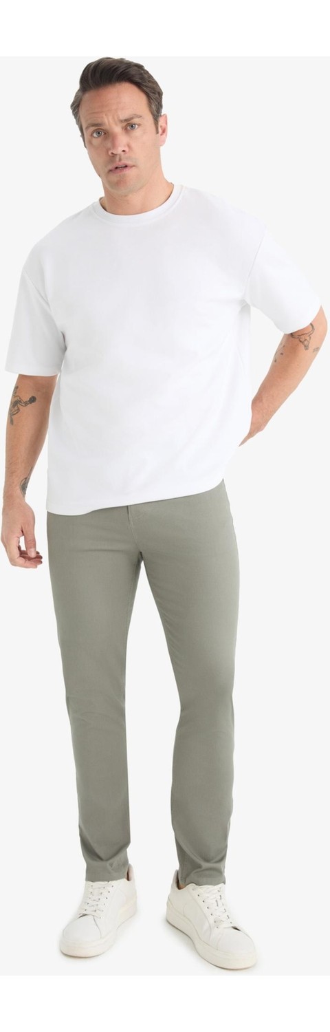 DeFacto Slim Fit Dar Kesim Dar Paça Cepli Dokulu Pantolon E7959AX25AU görsel 3
