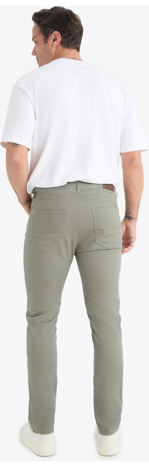 DeFacto Slim Fit Dar Kesim Dar Paça Cepli Dokulu Pantolon E7959AX25AU görsel 6