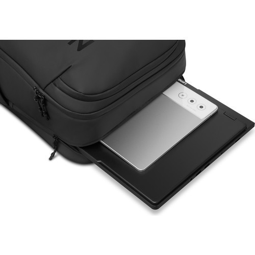 Lenovo Legion 17" Oyuncu Sırt Çantası GB800