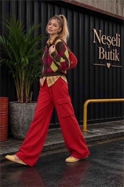 Neşeli Butik Kadın Kırmızı Kolej Tarzı Baklava Desenli Düğmeli Triko Hırka NBHT06 görsel 4
