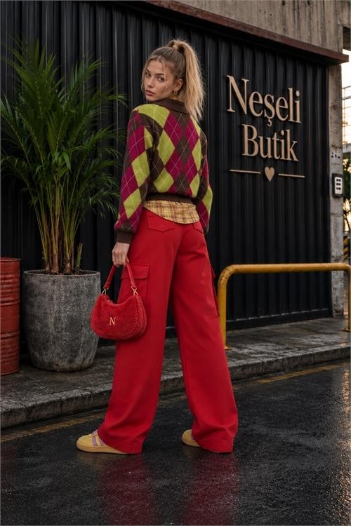 Neşeli Butik Kadın Kırmızı Kolej Tarzı Baklava Desenli Düğmeli Triko Hırka NBHT06 görsel 5