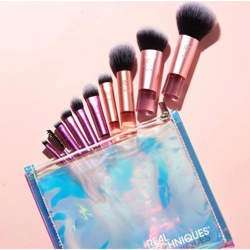 Real Techniques Mini Seyahat Fırça Seti Pembe Renkli 10'lu Makyaj Seti Yumuşak Liflerle