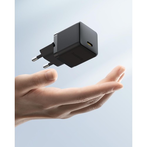 Baseus Palm 20W Hızlı Şarj Adaptörü USB-C Siyah Kompakt Tasarım ile Seyahat İçin Uygun