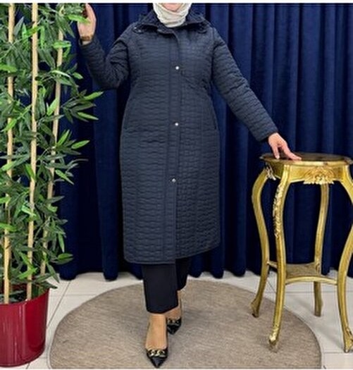 Moda Çiğdem Kapitone Içi Kürklü Kaban Mont 110CM Büyük Beden Ara Boy Kalıbı Dardır 1 Beden Büyük Tercih Edebilir