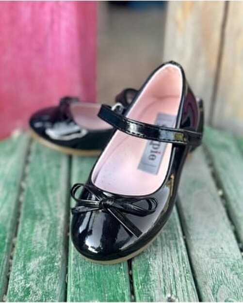 Surpie Shoes Ince Fiyonk Detaylı Kız Çocuk Babet, Siyah Suni Deri, Ortopedik Tabanlı, Düz Topuklu