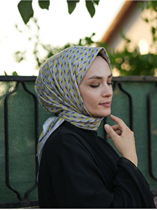 Monoor Pamuklu Soft Eşarp Eliza Desen Kadınlar İçin Şık ve Nefes Alabilir Tasarım görsel 6