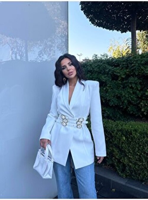 Belirtilmemiş Kadın Düz Desenli Kemer Detaylı Blazer Ceket Uzun Kol Regular Kalıp Casual Stil