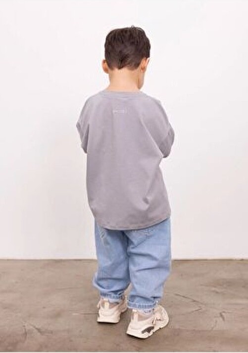 Unisex Çocuk Oversize Denim Pantolon Orta Kalınlıkta Geniş Paça Düz Desenli görsel 3