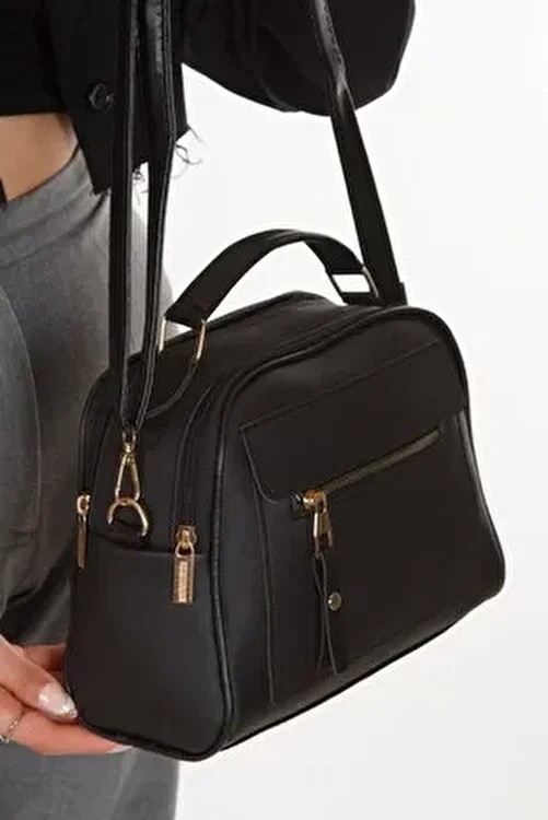 Adelina Bags Kadın Lacost Deri Çapraz Askılı Çanta Şık ve Ergonomik 0-15 lt Kapasite