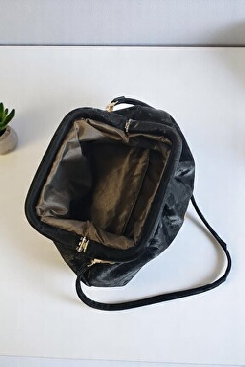 Class Bag Kadın Siyah Yansımalı Saten Süet Yumuşak Suni Deri Askılı Clutch Portföy Günlük / Abiye Çanta görsel 7
