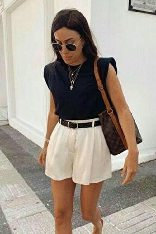 Madmext Siyah Yüksek Bel Wed Leg Pileli Kadın Mini Şort MG2537 görsel 6