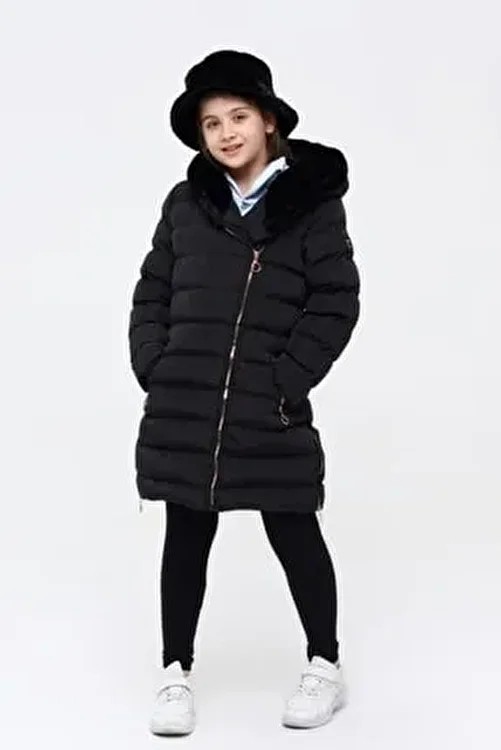 Benitto Kids Kız Çocuk Siyah Kaban Polyester Malzemeden Uzun Kollu Kapüşonlu Günlük Kullanım İçin
