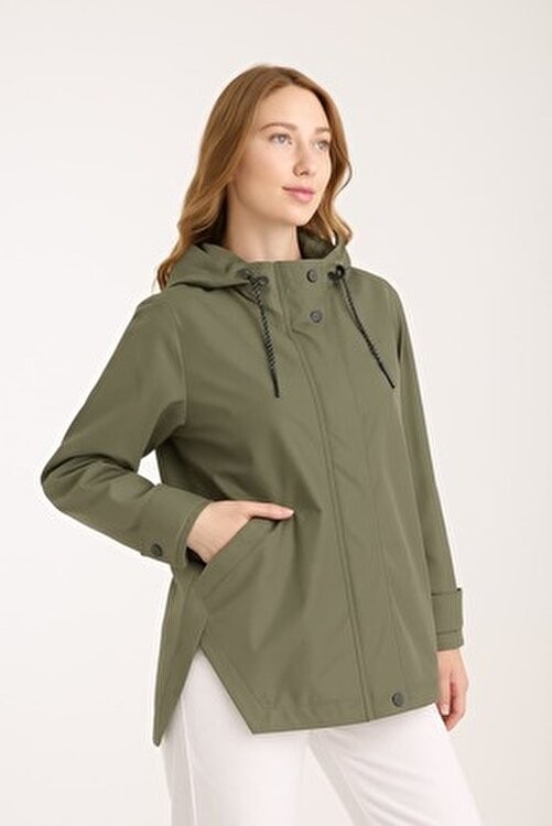 Wise Kadın Trençkot Kapüşonlu Çok Renkli Su Geçirmez Özellikte Polyester Malzeme ile Rahat Kesim