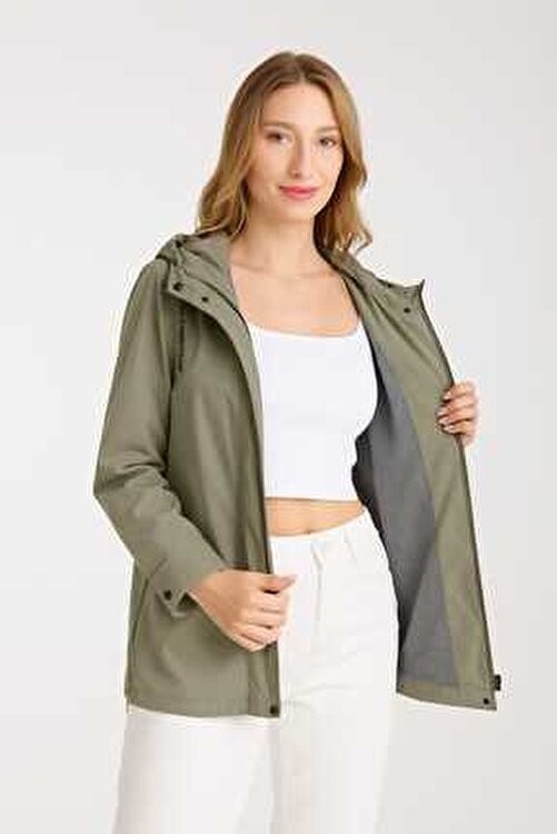 Wise Kadın Trençkot Kapüşonlu Çok Renkli Su Geçirmez Özellikte Polyester Malzeme ile Rahat Kesim görsel 8