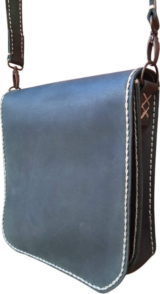 Semiramis Artemis Model Hakiki Deri El Yapımı Yeşil Unisex Tek Körüklü Küçük Postacı Çantası Vintage Model görsel 3