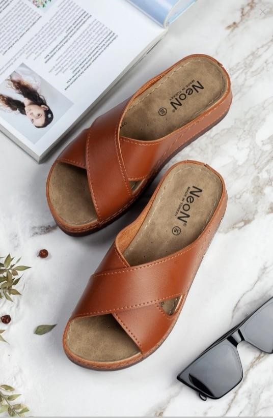 Neon Shoes Lina Kadın Anatomik Ortopedik Konfor Modeli Terlik Hafif Şık Topuklu Günlük Dışarı Ev İçi Terliği görsel 8