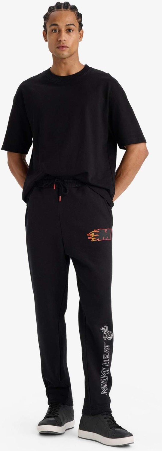 DeFacto NBA Miami Heat Kalın Jogger Eşofman Altı Standart Fit Cepli Esnek Bantlı Paça D6561AX25SP görsel 3