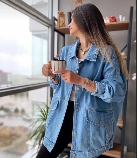 Hanope Kadın Oversize Mavi Kot Ceket