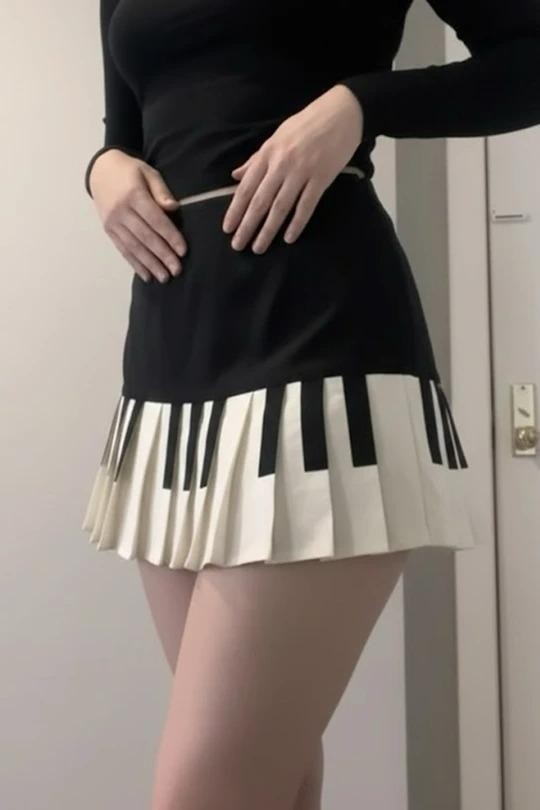 Moonstyle Collection Siyah Piano Pileli Grunge Y2K Etek