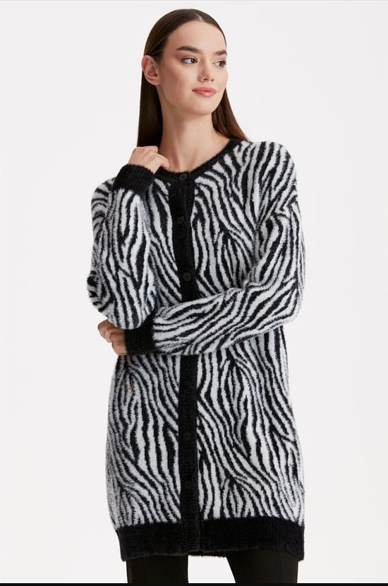 Belirtilmemiş 21283 Zebra Desenli Triko Hırka