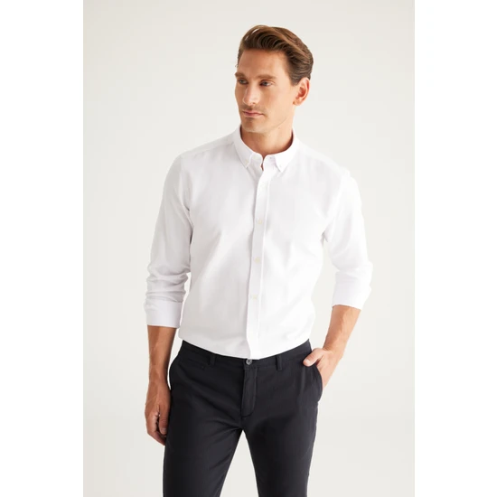 AC&Co / Altınyıldız Classics Erkek Beyaz Düğmeli Yaka Kolay Ütülenebilir Pamuklu Slim Fit Dar Kesim Oxford Gömlek