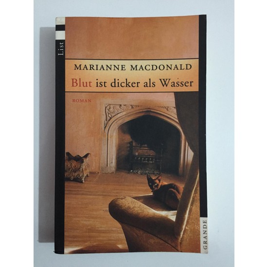 Blut Ist Dicker Als Wasser Englisch Blut Ist Dicker Als Wasser - Marianne Macdonald Kitabı ve Fiyatı