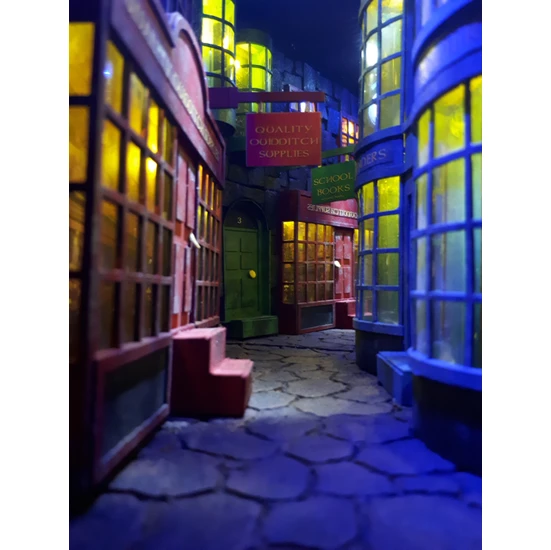 Bmoon Art-Gift Harry Potter Diagon Alley El Yapımı Book Nook ve Kitap Tutucu