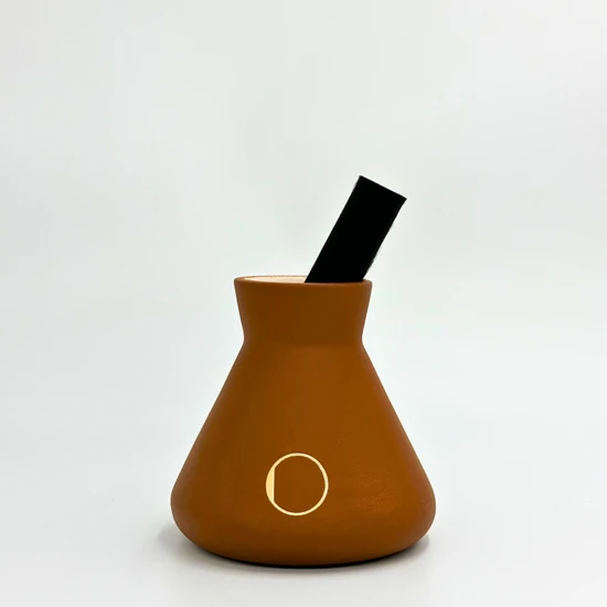 Ojijo London Çubuklu Oda Kokusu 200 ml Fine Linen Oda Parfümü Kahverengi Seramik Pot Kalın Çubuk Set
