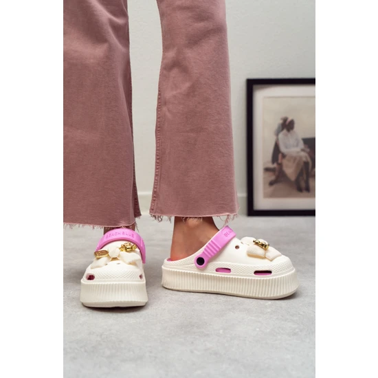 Nişantaşı Shoes Ostra Beyaz Pembe Fiyonk Detay Kalın Taban Kadın Terlik