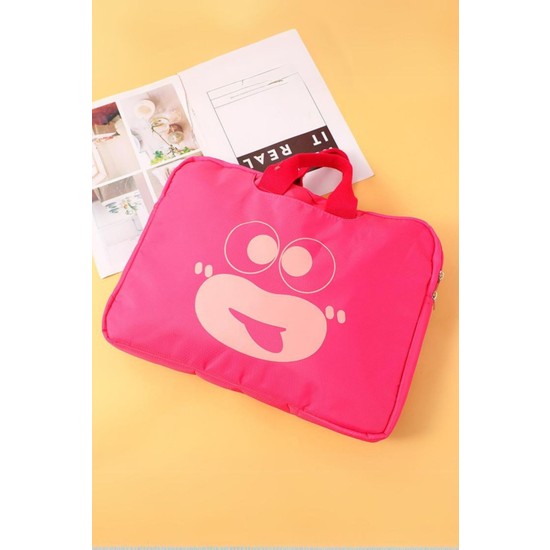 Yoyoso Büyük Gözlü Düşünceli Figür Laptop Çantası Fiyatı