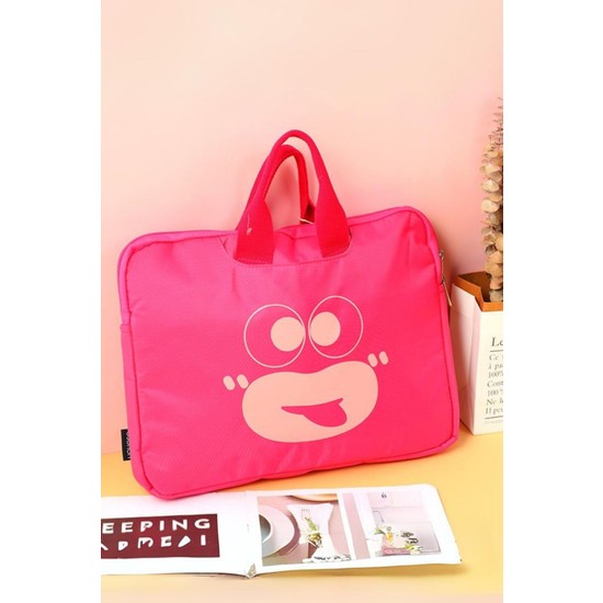 Yoyoso Büyük Gözlü Düşünceli Figür Laptop Çantası Fiyatı