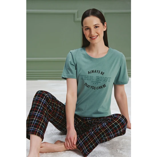Bsm Kadın Yüksek Kalite Pamuklu Ekose Model Eş Kombinli Sıfır Yaka Kısa Kol Çağla Pijama Takımı