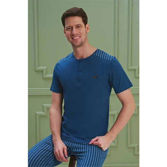 Bsm Erkek Yüksek Kalite Pamuklu  Penye Çizgili Üç Düğmeli Kısa Kol Petrol Mavi Pijama Takımı