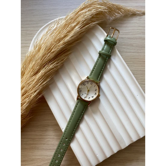 Quartz Bs Stıll Minimal Vintage Kadın Kol Saati Retro Quartz Deri Kordon 1 Adet