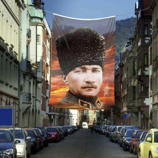 Asilmeydan Kalpaklı Gazi Mustafa Atatürk Poster Cephe Bayrağı -Bayrak - 4x6 Metre