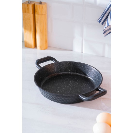 Acar Diamente Sahan Yumurta Sahanı 22 cm Döküm Alüminyum Siyah Renkli Ergonomik Tasarım 1 Parça