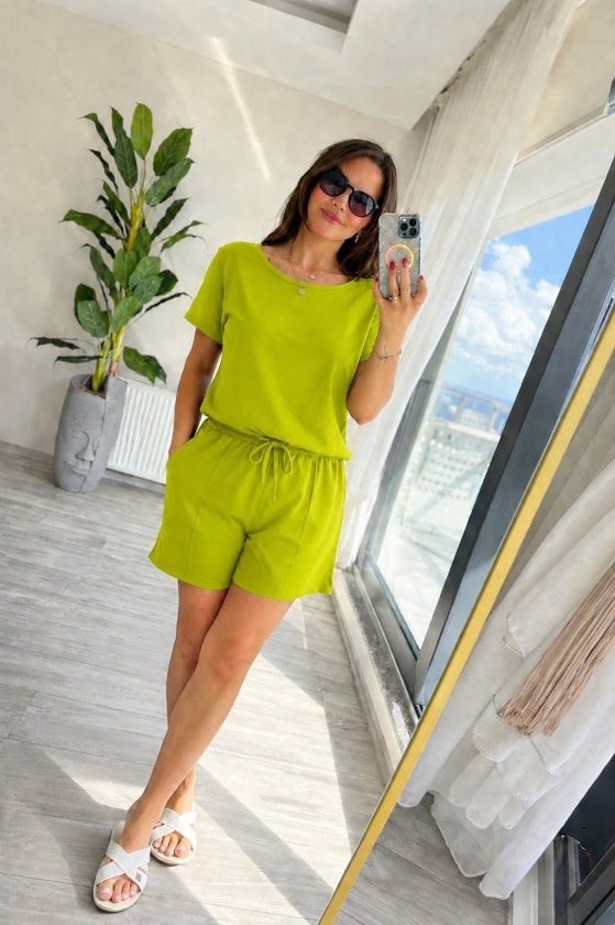 TeknoKapsül Kadın Kısa Kollu Yakası Açık Modal Bluz ve Bağcıklı Kısa Şort Ikili Takım - Yeşil / 2xl-3xl görsel 2