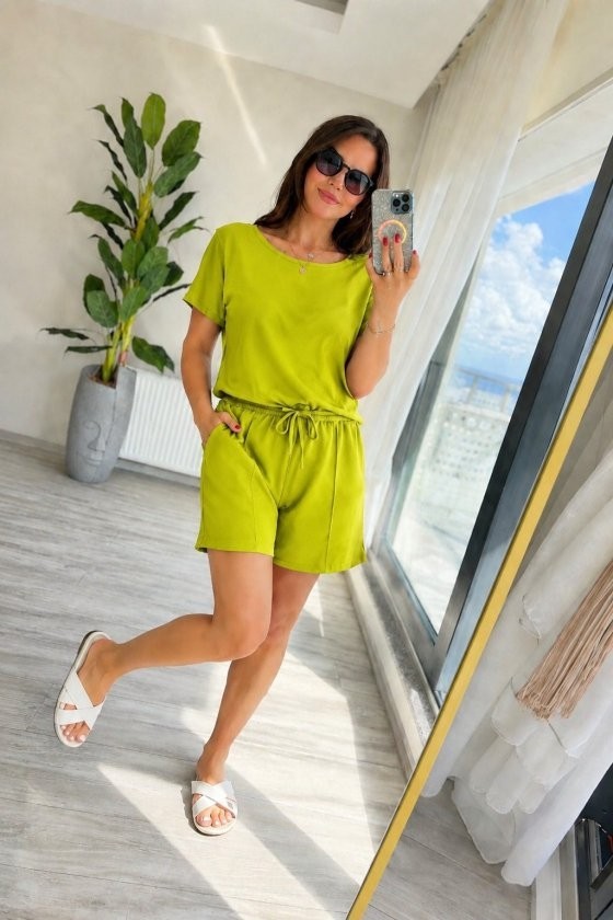 TeknoKapsül Kadın Kısa Kollu Yakası Açık Modal Bluz ve Bağcıklı Kısa Şort Ikili Takım - Yeşil / 2xl-3xl görsel 3