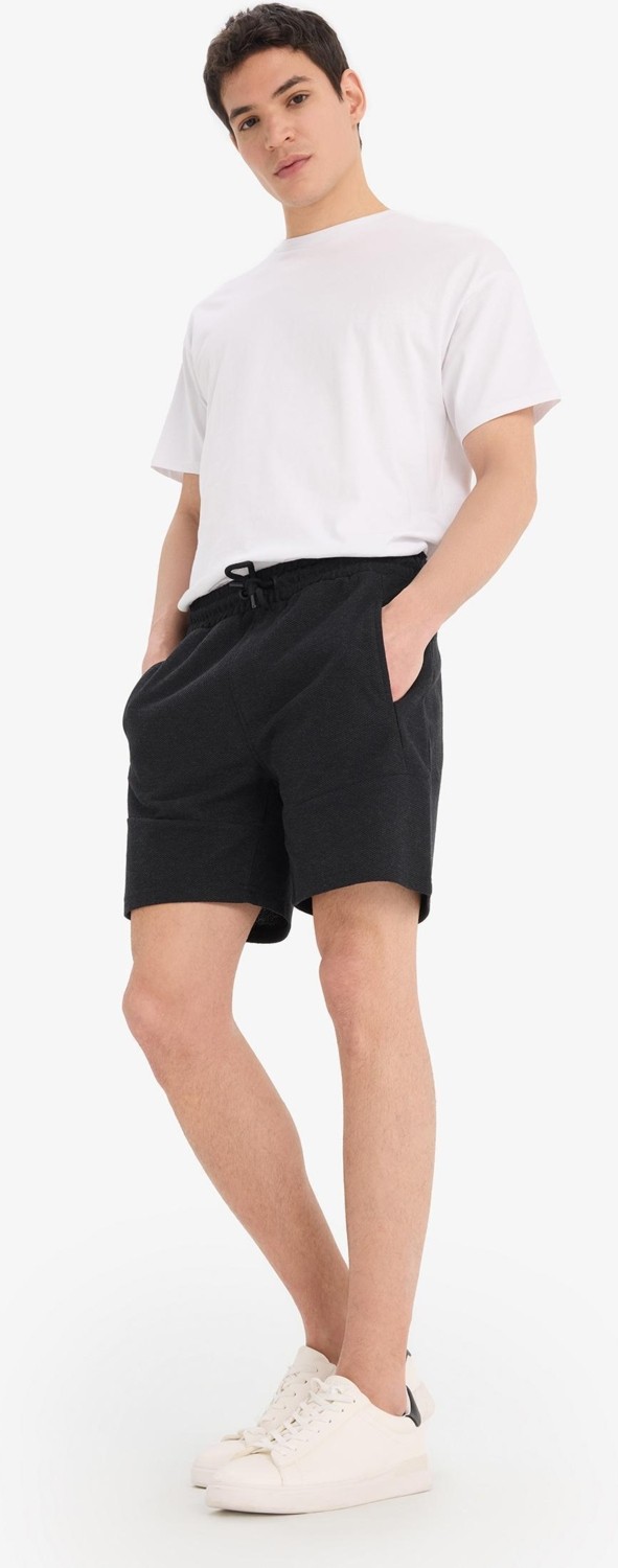 DeFacto Slim Fit Dar Paça Şort W7965AZ25SM görsel 2
