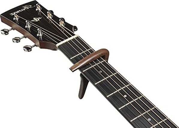 Die Grup Ahşap Etkisiyle Gitar Capo, Tek Elle Kullanım Kolaylığı