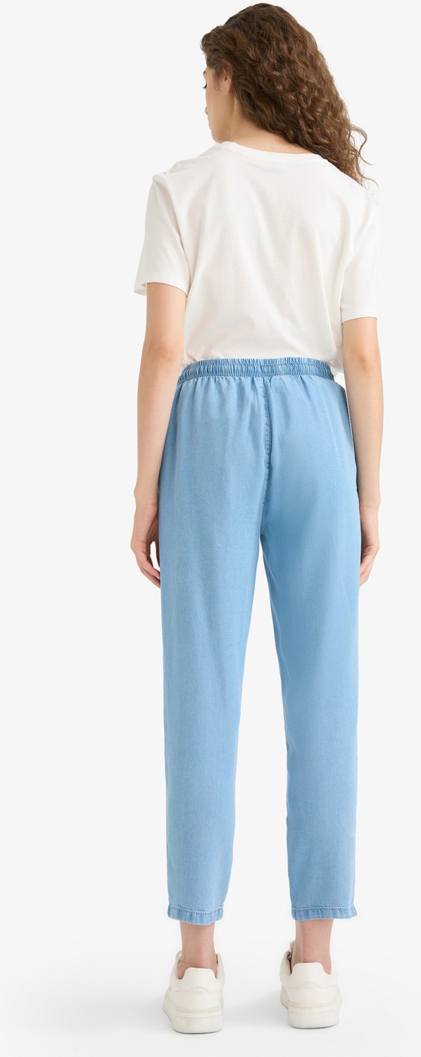 DeFacto Pull On Carrot Fit Yüksek Bel Bilek Boy Akışkan Kumaş Yıkamalı Pantolon D8237AX25SM görsel 7