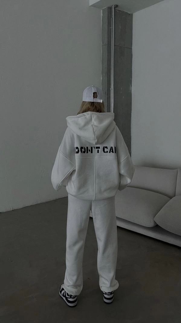 Fantastik Store Kadın Nakış Işlemeli 3 Iplik Pamuklu Sweat Alt-Üst Takım- Beyaz görsel 2