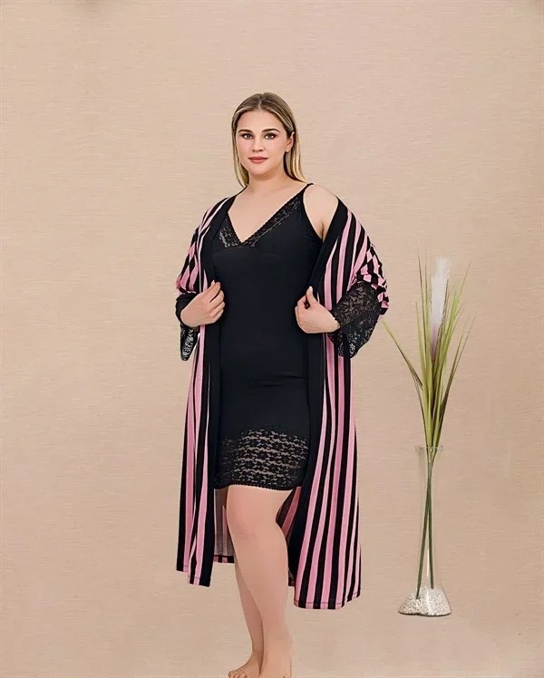 Ang Butik Büyük Beden Çizgi Desenli Dantel Işlemeli 2'li Viskon Siyah Gecelik Sabahlık Takımı