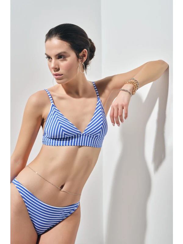Too Salty Swimwear Kadın Mavi Çizgili Geniş Üçgen Bikini Takımı 23S114ST