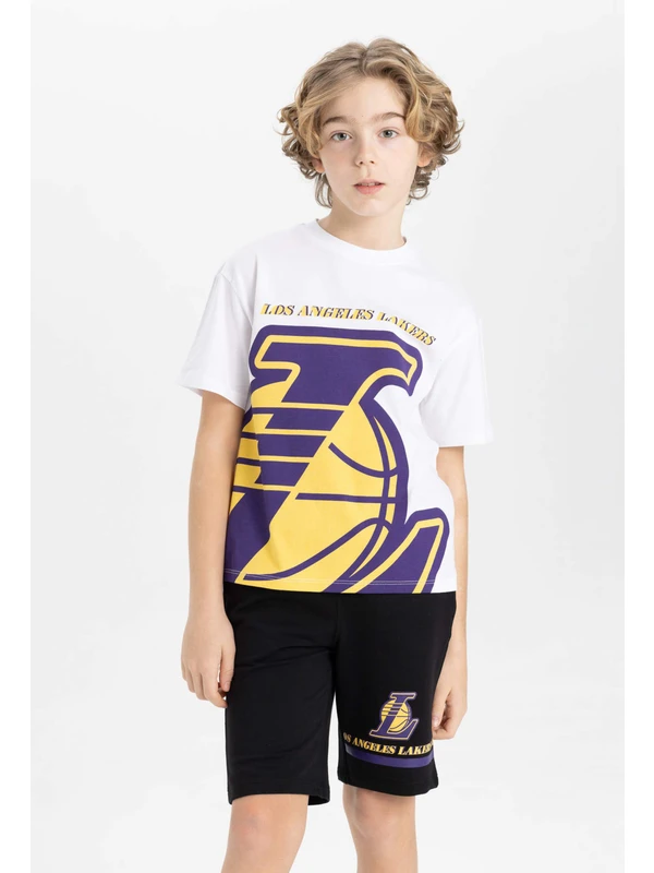 DeFacto Erkek Çocuk NBA Los Angeles Lakers Oversize Fit Bisiklet Yaka Kısa Kollu Tişört C0388A824SM